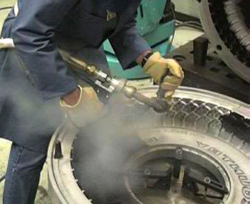汽車輪胎模具清洗